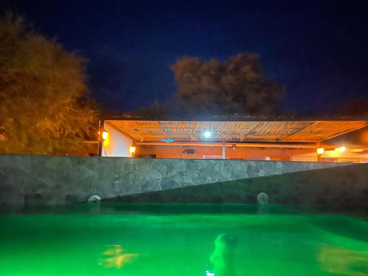 Lodge Hostal Qiru Atacama Сан Педро де Атакама Екстериор снимка