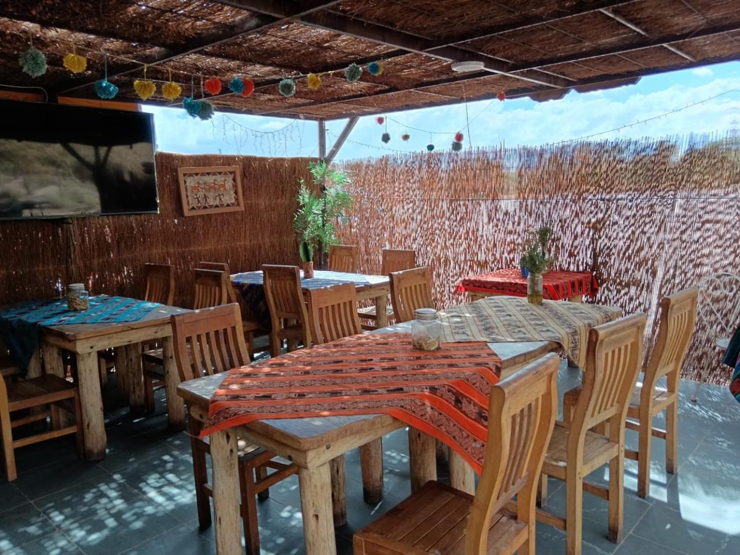 Lodge Hostal Qiru Atacama Сан Педро де Атакама Екстериор снимка